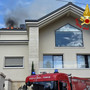 Incendio ai pannelli solari sul tetto di una casa a Gallarate: nessun ferito, evitato il peggio