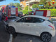 FOTO. Scontro all'incrocio a Cassano Magnago: auto si ribalta. Soccorsa anche una bambina di 12 anni