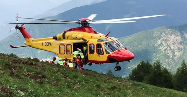 Tragedia nei cieli di Chamois, muore una 24enne torinese pilota di parapendio