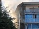 Incendio in via Galileo Galilei, stabile ancora inagibile: Vigili del Fuoco al lavoro fino a mezzanotte Incendio in via Galileo Galilei, stabile ancora inagibile: Vigili del Fuoco al lavoro fino a mezzanotte