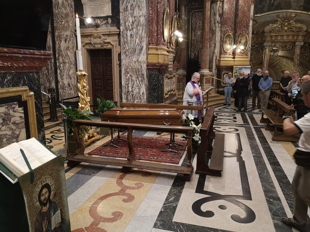 Torino omaggia l'arcivescovo Nosiglia, il ricordo di Olivero (Sermig): &quot;In lui vedevamo la Chiesa&quot; [FOTO e VIDEO]