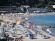 Sanremo, "questa spiaggia è casa nostra, ti faccio saltare tutti i denti": bagnino condannato per aver aggredito un turista