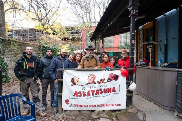 Dopo 29 anni di occupazione, al via attività di pulizia dentro Askatasuna: Lega e FdI all'attacco