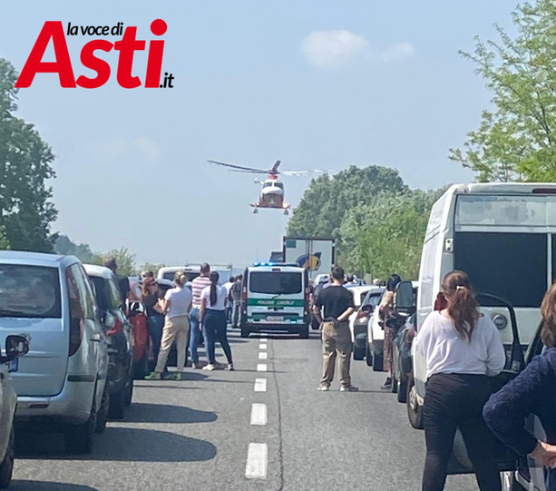 Grave incidente in tangenziale ad Asti, tratto chiuso verso Alba