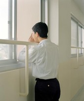 Il Giappone delle isole solitarie: la fotografia di Youqine Lefèvre racconta un Paese che invecchia Il Giappone delle isole solitarie: la fotografia di Youqine Lefèvre racconta un Paese che invecchia