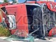 Vado Ligure, autocisterna si ribalta e sparge liquido sulla carreggiata: traffico deviato (FOTO e VIDEO)