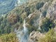 Monte Piastra, il fuoco non si spegne: a Valdieri decine di uomini al lavoro tra fumo, caldo e solidarietà [FOTO E VIDEO]