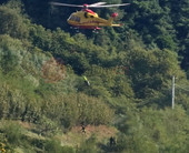 Giù da una ripa con l’auto: donna soccorsa a Manta da elicottero e vigili del fuoco Giù da una ripa con l’auto: donna soccorsa a Manta da elicottero e vigili del fuoco