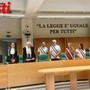 21 anni di reclusione per gli abusi sulla figliastra 21 anni di reclusione per gli abusi sulla figliastra
