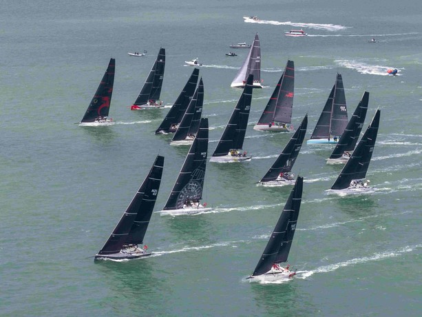 Admiral’s Cup 2025: il debutto brillante del Yacht Club de Monaco