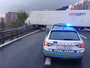 Camion si incastra in autostrada, il tratto tra Arenzano e Genova completamente bloccato Camion si incastra in autostrada, il tratto tra Arenzano e Genova completamente bloccato