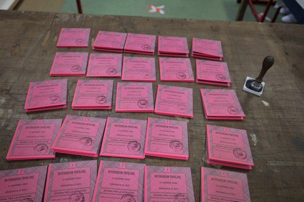Lavoro e diritti: l'Astigiano al voto per cinque quesiti referendari [IN ALLEGATO I FACSIMILI DELLE SCHEDE]