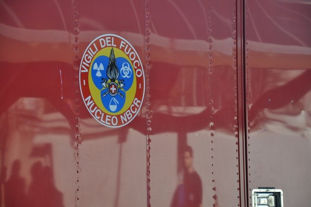 Scoppia un macchinario per la lavorazione del ferro a Montezemolo, una persona coinvolta