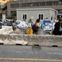 Paura al pronto soccorso del San Martino: incendio all’esterno, pazienti evacuati