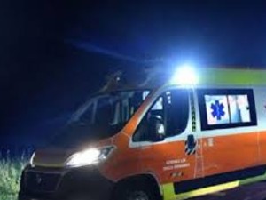 Tragedia notturna sulla direttissima della Mandria, perde la vita un motociclista Tragedia notturna sulla direttissima della Mandria, perde la vita un motociclista