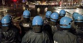 Dopo i disordini arriva il Daspo urbano per 9 persone (e tre avvisi orali), soprattutto minorenni. E domani si torna in piazza Dopo i disordini arriva il Daspo urbano per 9 persone (e tre avvisi orali), soprattutto minorenni. E domani si torna in piazza