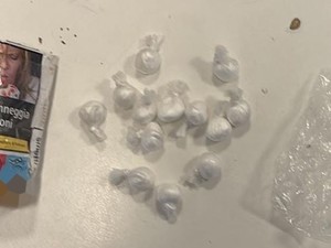 Varese, trovato con la cocaina pronta da spacciare nascosta in auto: straniero scoperto dalla polizia ed espulso