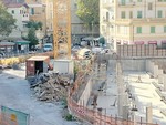 Piazza Eroi, la gru si rimette in moto: possibile svolta dopo mesi di attesa (Foto) Piazza Eroi, la gru si rimette in moto: possibile svolta dopo mesi di attesa (Foto)