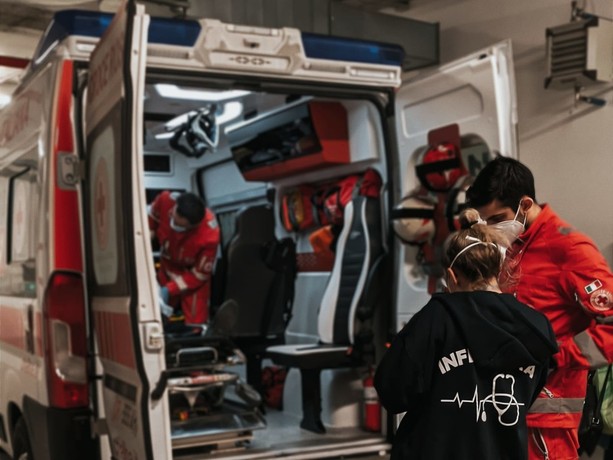 Frontale tra due autovetture a Villafalletto sulla Strada Provinciale 25: tre i feriti, di cui due gravi