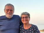 A Leggiuno gli chef Maurizio e Maria Luisa Gottardi invitano i clienti a casa e mangiano con loro: «Cuciniamo insieme e condividiamo la tavola, come una cena in famiglia»
