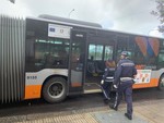 Polizia locale a bordo dei bus, da questa sera al via il progetto 'Sicurezza in movimento' Polizia locale a bordo dei bus, da questa sera al via il progetto 'Sicurezza in movimento'