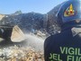 FOTO. Incendio di Arcisate, non è ancora finita: proseguono le operazioni di spegnimento