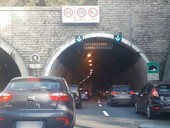 Traffico intenso sulle autostrade liguri: code su A12, A10 e A26. Atteso bollino rosso per Pasquetta Traffico intenso sulle autostrade liguri: code su A12, A10 e A26. Atteso bollino rosso per Pasquetta