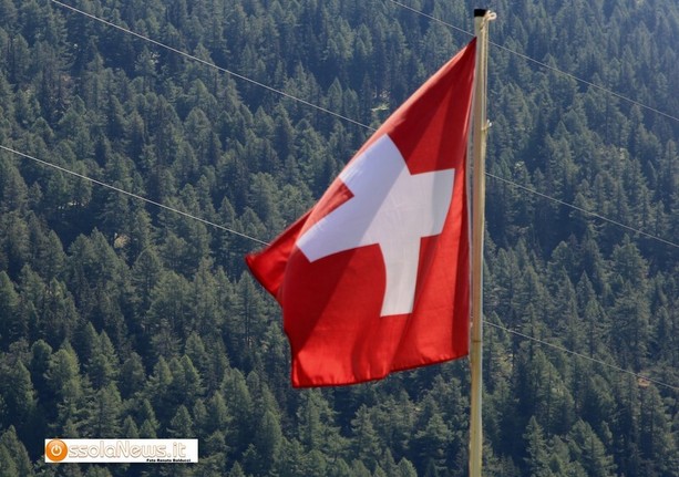 Svizzera, bocciata l’iniziativa sulla neutralità: il 70,2% vota No Svizzera, bocciata l’iniziativa sulla neutralità: il 70,2% vota No