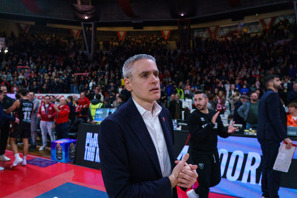 Adelante Varese, con juicio