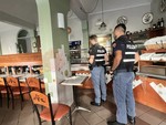 Derubati tre volte in otto giorni, i titolari del self-service Il Sole di Cuneo: "Siamo esasperati"