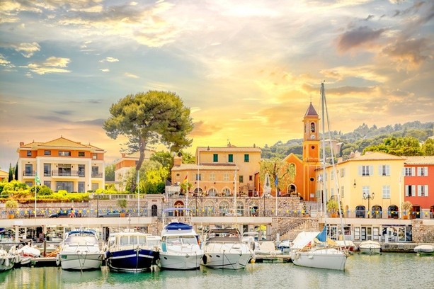 Saint-Jean-Cap-Ferrat, i bonsai protagonisti di un weekend tra arte e natura Saint-Jean-Cap-Ferrat, i bonsai protagonisti di un weekend tra arte e natura