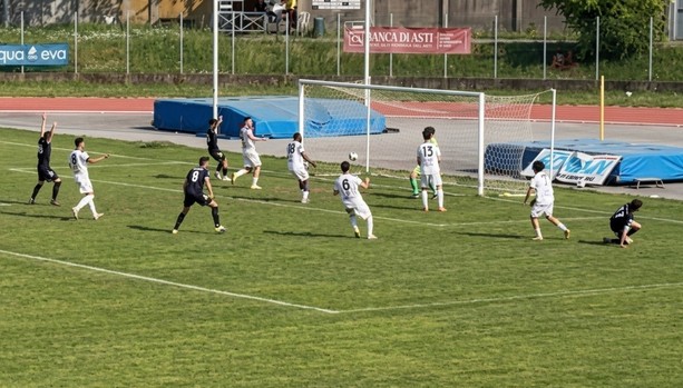 Calcio | Celle Varazze. La parata di Albertoni e il gol di Insolito, la gara col Saluzzo di decide in 10 secondi (VIDEO)