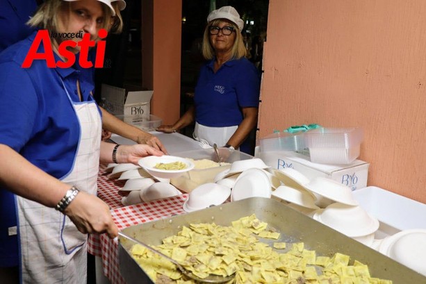 Festival delle Sagre Astigiane 2025: ventinove pro loco - ospite Milena - per il più grande ristorante a cielo aperto d'Italia (I MENU)
