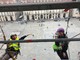 "Onorano guerre, distruggono terre". Protesta di Extinction Rebellion alla festa delle Forze Armate "Onorano guerre, distruggono terre". Protesta di Extinction Rebellion alla festa delle Forze Armate