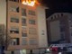 Paura in corso Casale per l'incendio di una mansarda