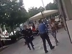 Condannata a undici mesi per resistenza a pubblico ufficiale e tentate lesioni la donna bloccata col taser in corso Giolitti