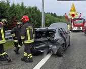 Schianto tra tre auto sull'Autolaghi, un ferito e disagi al traffico