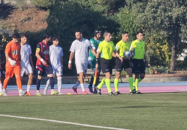 Calcio | Serie D. Missione vittoria per il Celle Varazze, la webcronaca del recupero con il Gozzano (LIVE) Calcio | Serie D. Missione vittoria per il Celle Varazze, la webcronaca del recupero con il Gozzano (LIVE)
