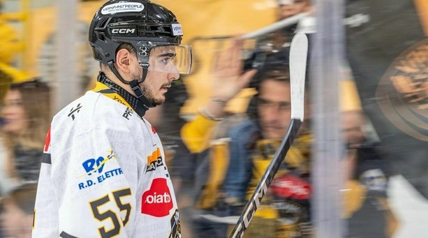 Stasera gioca il Varese, e gioca una semifinale. E ad Aosta avrà con sé tutta la città