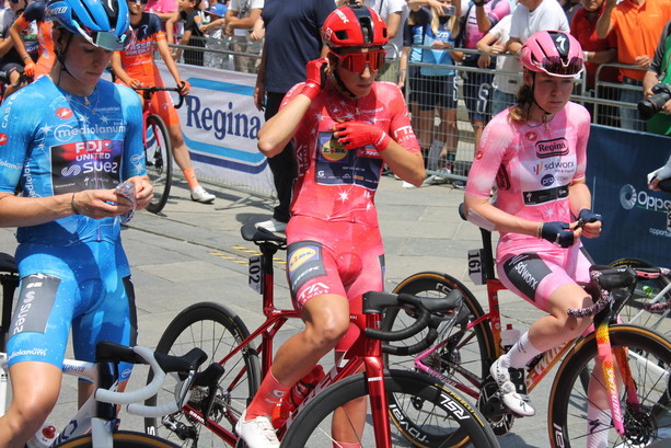 Giro d’Italia Women: un entusiasmante via dal centro di Saluzzo (FOTO GALLERY) Giro d’Italia Women: un entusiasmante via dal centro di Saluzzo (FOTO GALLERY)