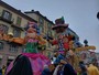 Carnevale di Saluzzo: contro nuvole e pioggia si impone lo spettacolo della sfilata [FOTOGALLERY]