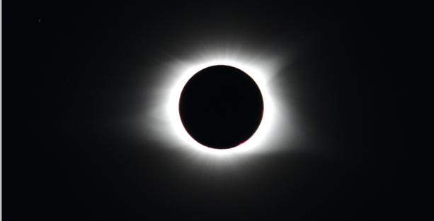 Eclissi di Sole, dove vederla oggi nel Varesotto: il lago? Meglio la pianura. Ecco i punti migliori Eclissi di Sole, dove vederla oggi nel Varesotto: il lago? Meglio la pianura. Ecco i punti migliori