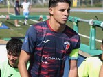 Calcio | Vado, capitan Bondioli si veste da pompiere: "Non è successo nulla, concentriamoci sulla partita contro la Cairese" Calcio | Vado, capitan Bondioli si veste da pompiere: "Non è successo nulla, concentriamoci sulla partita contro la Cairese"