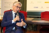 Pd e centrosinistra vorrebbero arruolare l’ex sindaco di Alba Carlo Bo per le elezioni provinciali Pd e centrosinistra vorrebbero arruolare l’ex sindaco di Alba Carlo Bo per le elezioni provinciali