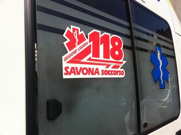 Tragedia sulla spiaggia di Spotorno: 70enne muore in seguito ad un malore Tragedia sulla spiaggia di Spotorno: 70enne muore in seguito ad un malore