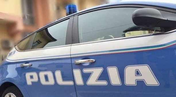 Minaccia di morte e picchia l'ex fidanzata: in manette a Gallarate un 22enne