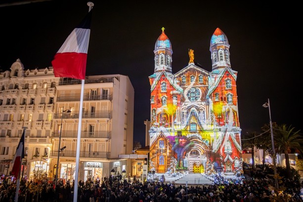 Saint-Raphaël accende il Natale: un mese di luci, spettacoli e tradizione