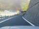 Camion in fiamme nella galleria Monte Sperone: A12 chiusa, traffico in tilt