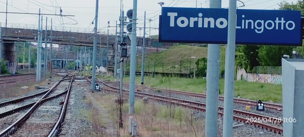 Caos treni in zona Torino Lingotto: una persona investita da un treno. Circolazione in tilt verso Porta Nuova