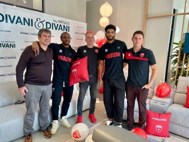Moody e Freeman, il backcourt a cui si affida la Openjobmetis: «Lavoriamo e miglioriamo, insieme. Pronti per iniziare al meglio»